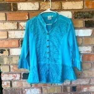 Parsley & Sage Boho Embroidered Top